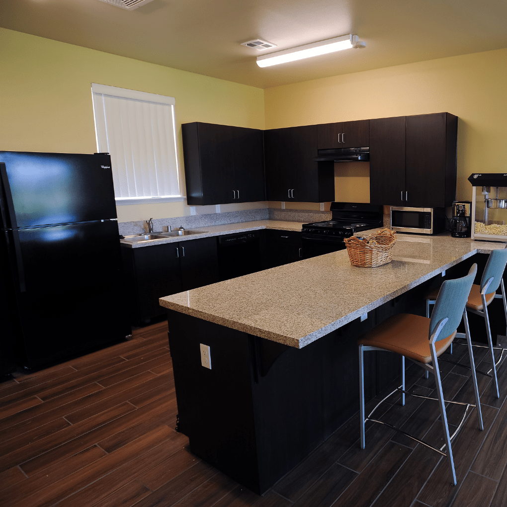 Cueva de Oso @ William Shockley Plaza