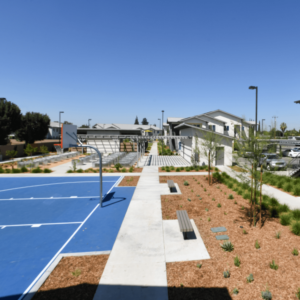 Magnolia Commons @ James Magill Plaza