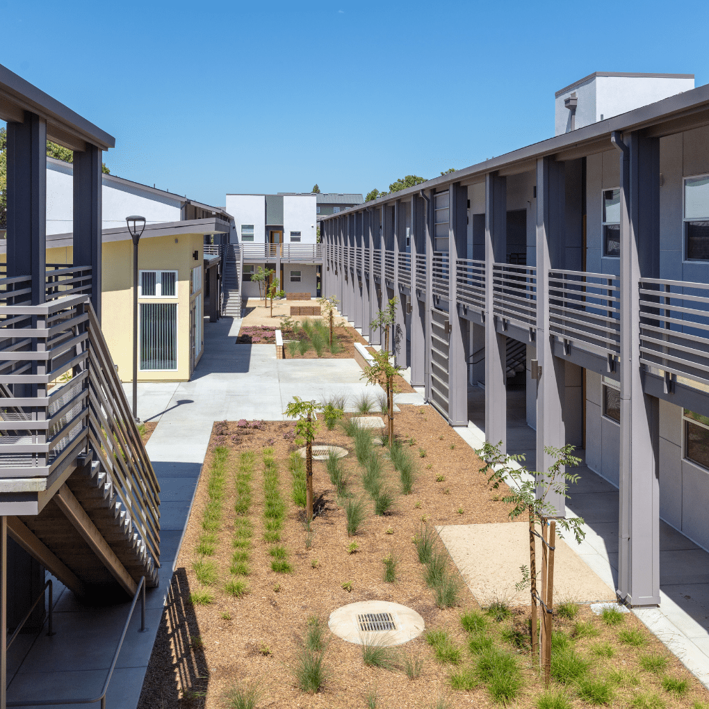Renaissance building courtyard alternate view