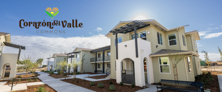 Corazón del Valle Commons
