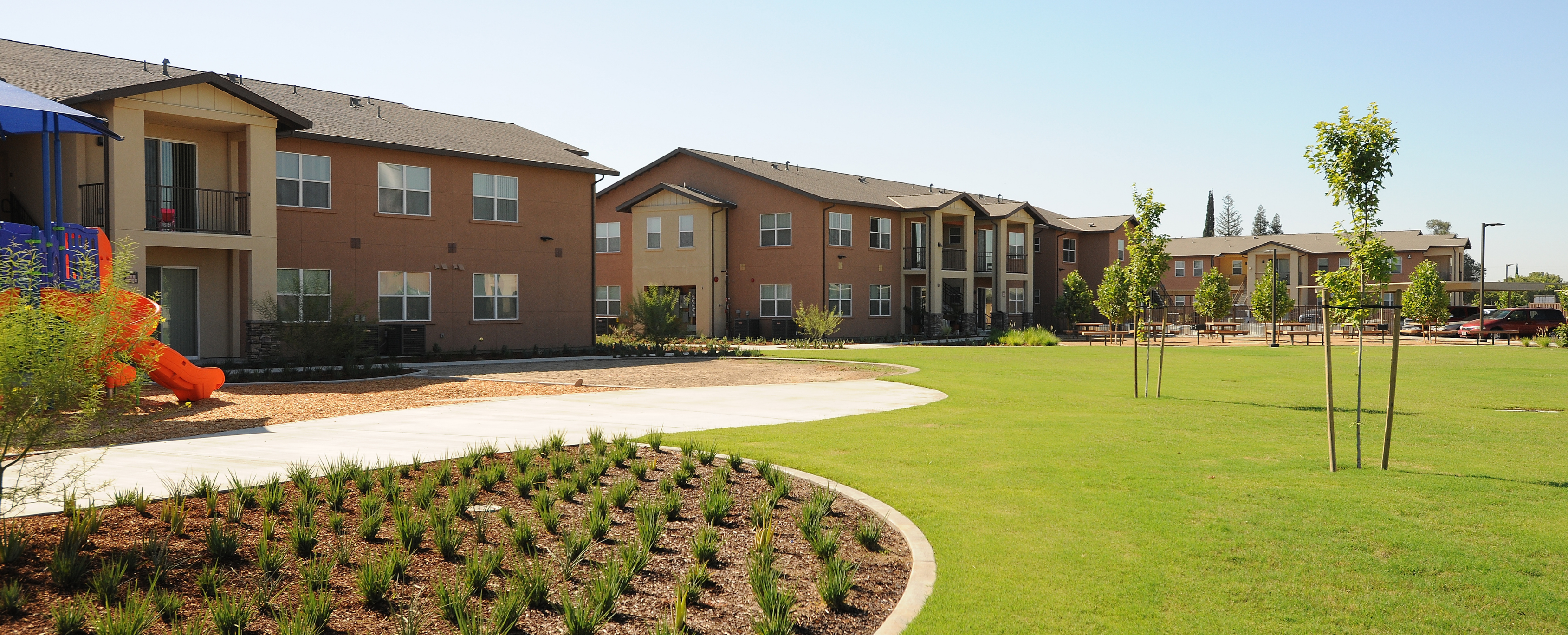 Cueva de Oso @ William Shockley Plaza